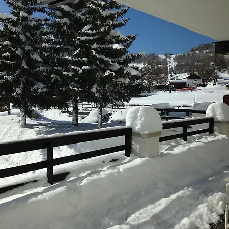 Nube D'argento 公寓式酒店 3*