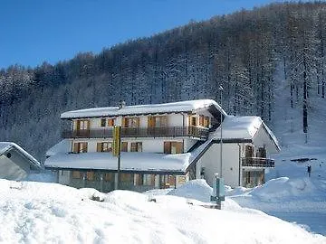 Nube D'argento Apartmanhotel